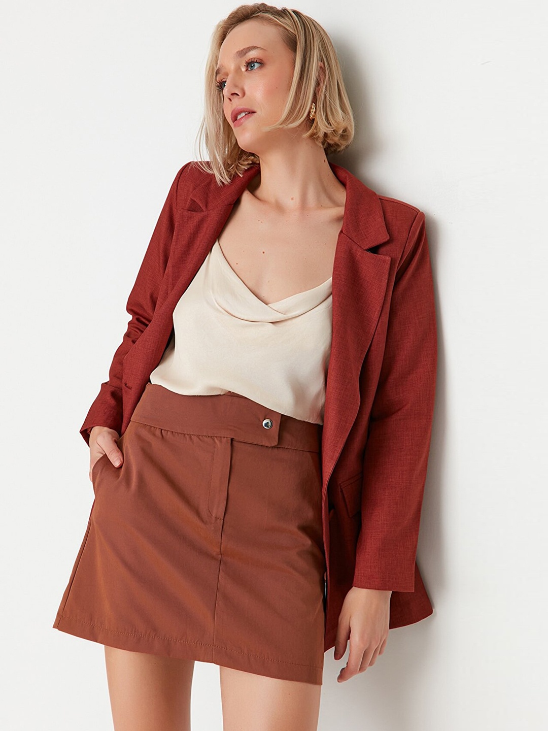 

Trendyol Women Brown Solid Mini Skirt