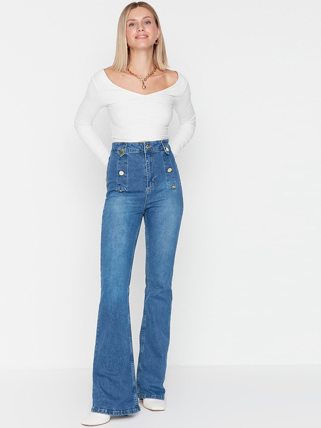 

Trendyol Women Blue High-Rise Light Fade Jeans
