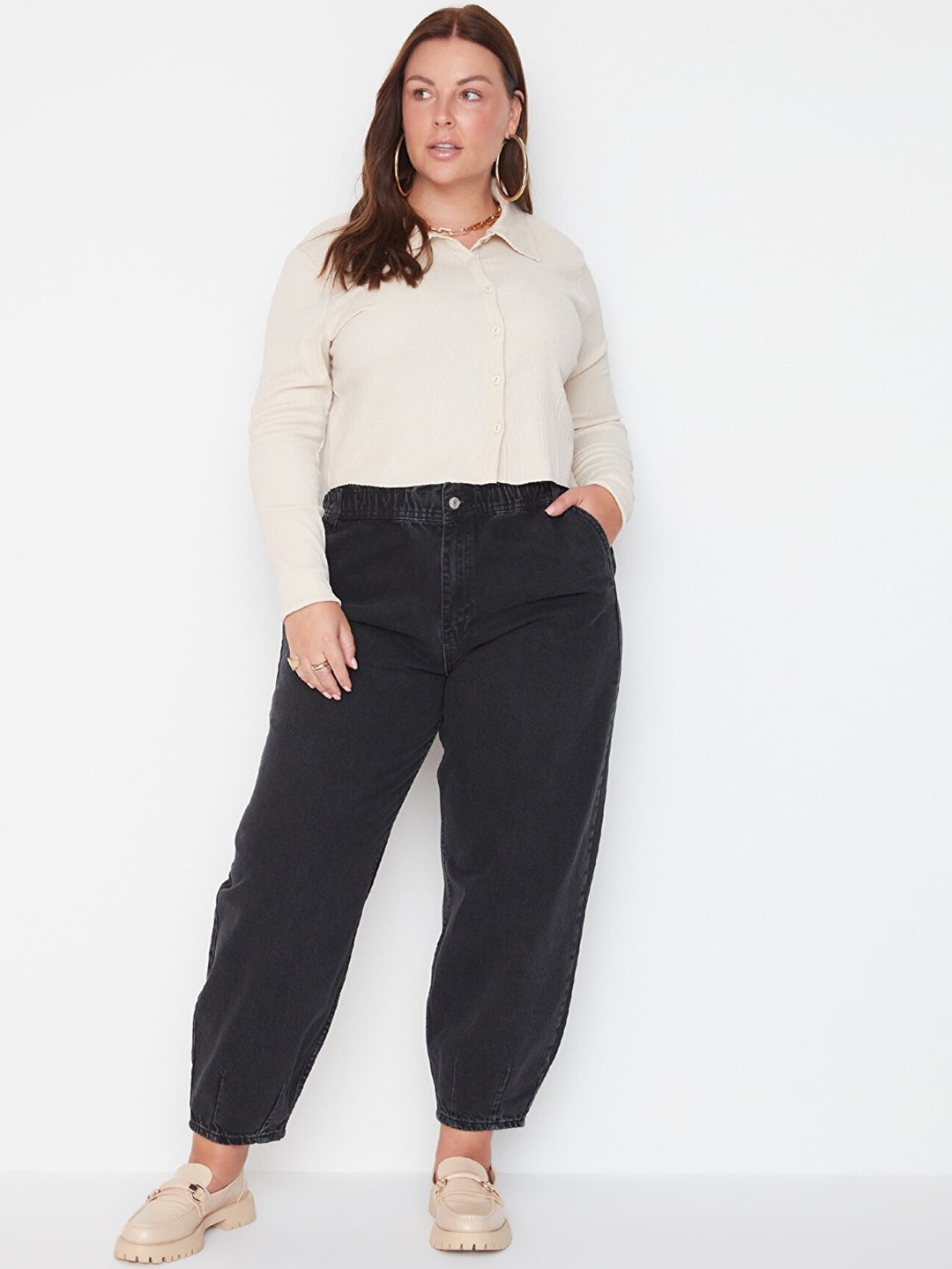 

Trendyol Women Boyfriend Fit Cotton Jeans, Black