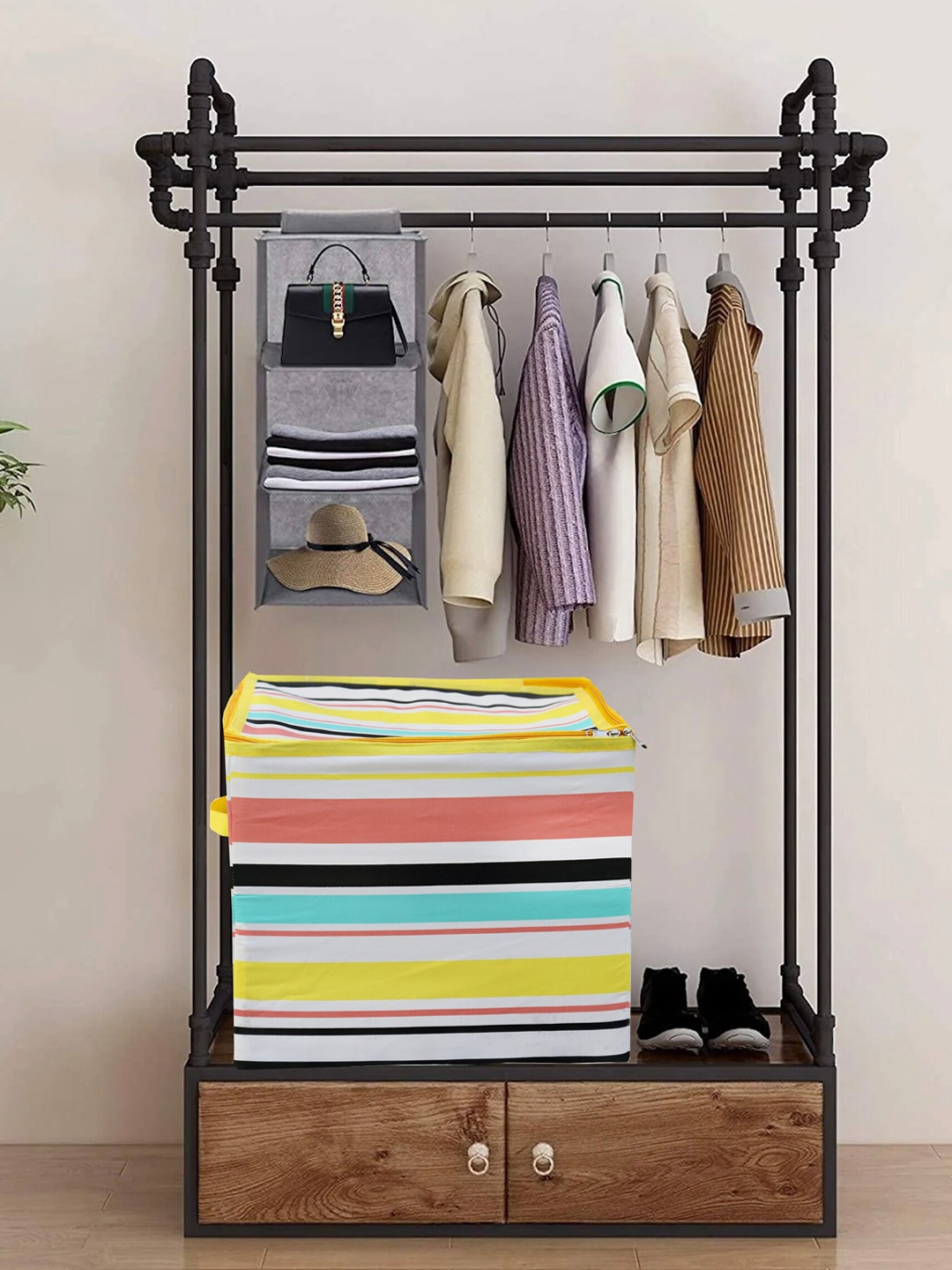 

My Gift Booth Yellow & White Striped Storage Bag Organiser