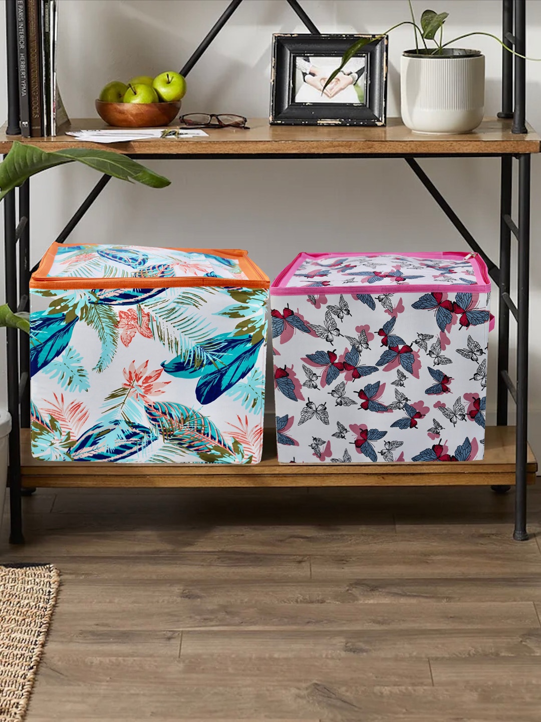 

My Gift Booth Set Of 2 White & Blue Printed Storage Organisers