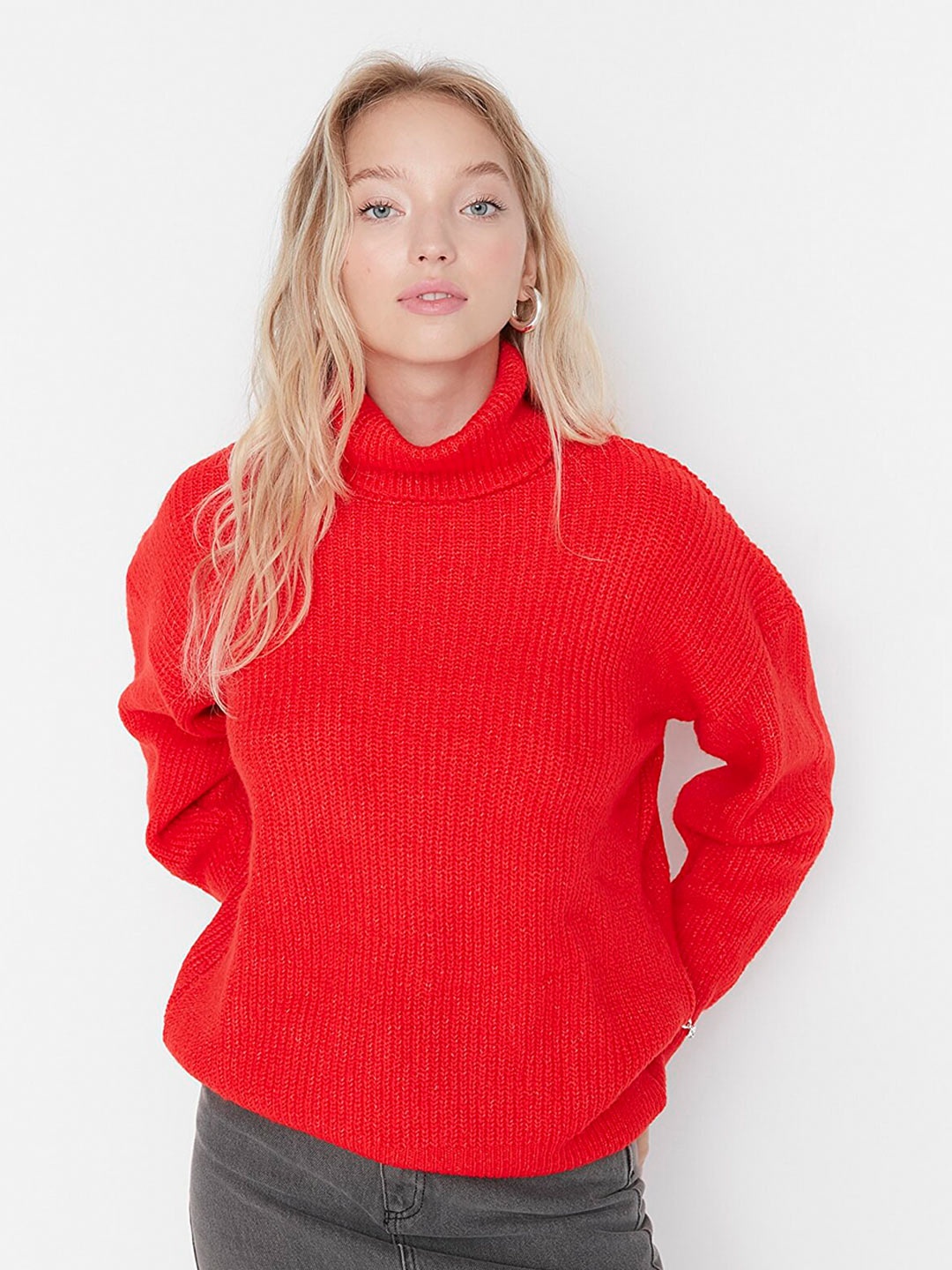 

Trendyol Women Red Pullover