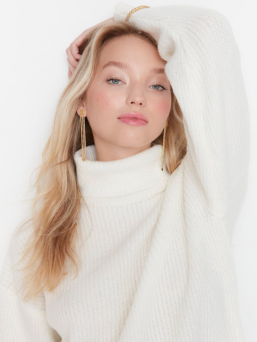 

Trendyol Women Off White Ribbed Pullover