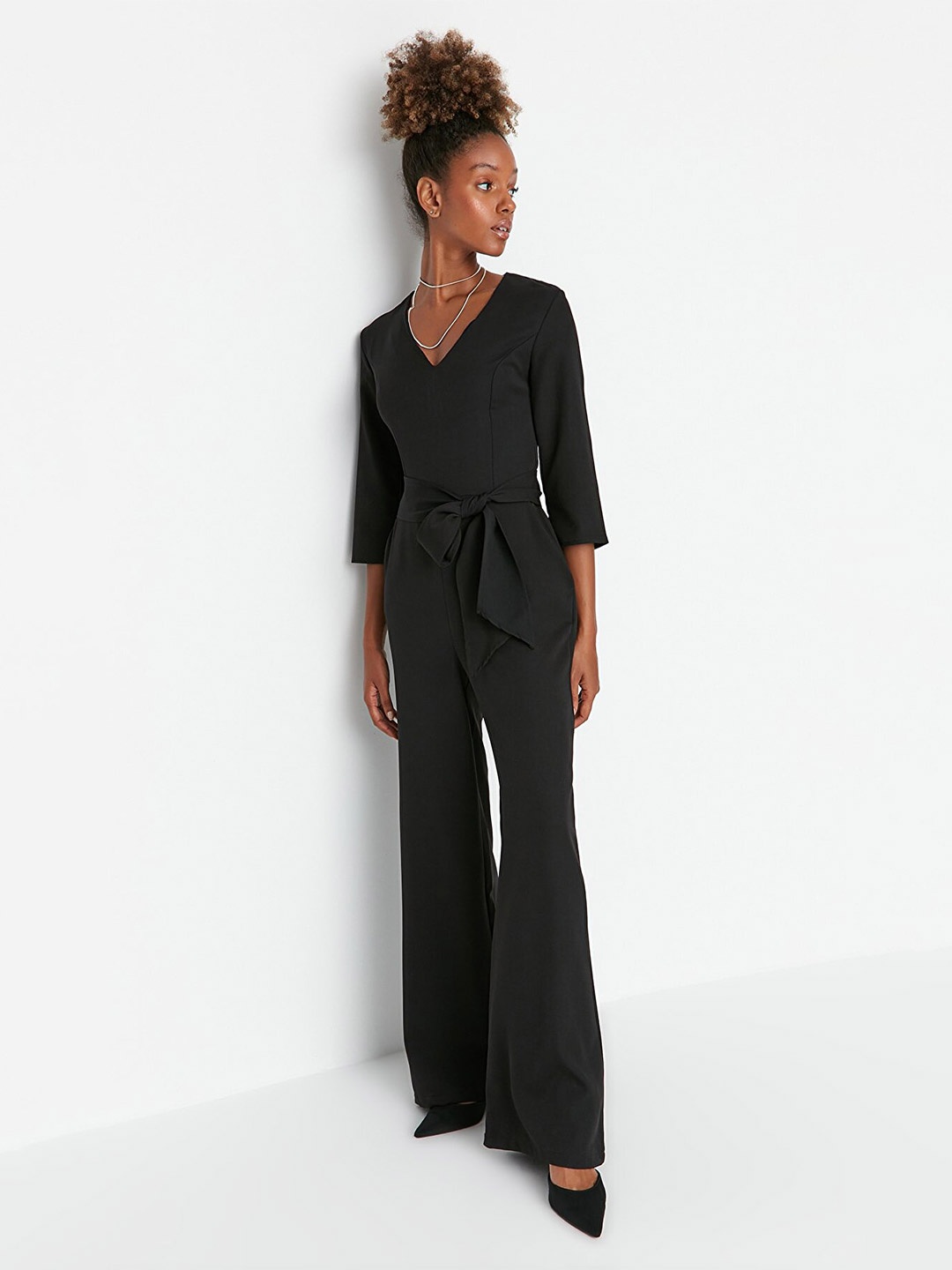 

Trendyol Black Solid Waist Tie-Up Basic Jumpsuit