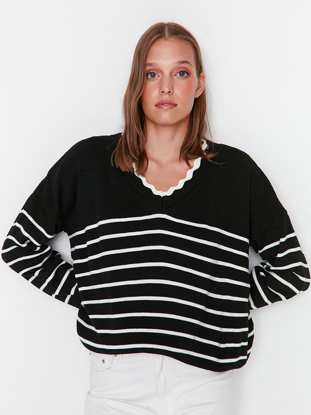 

Trendyol Women Striped Pullover, Black