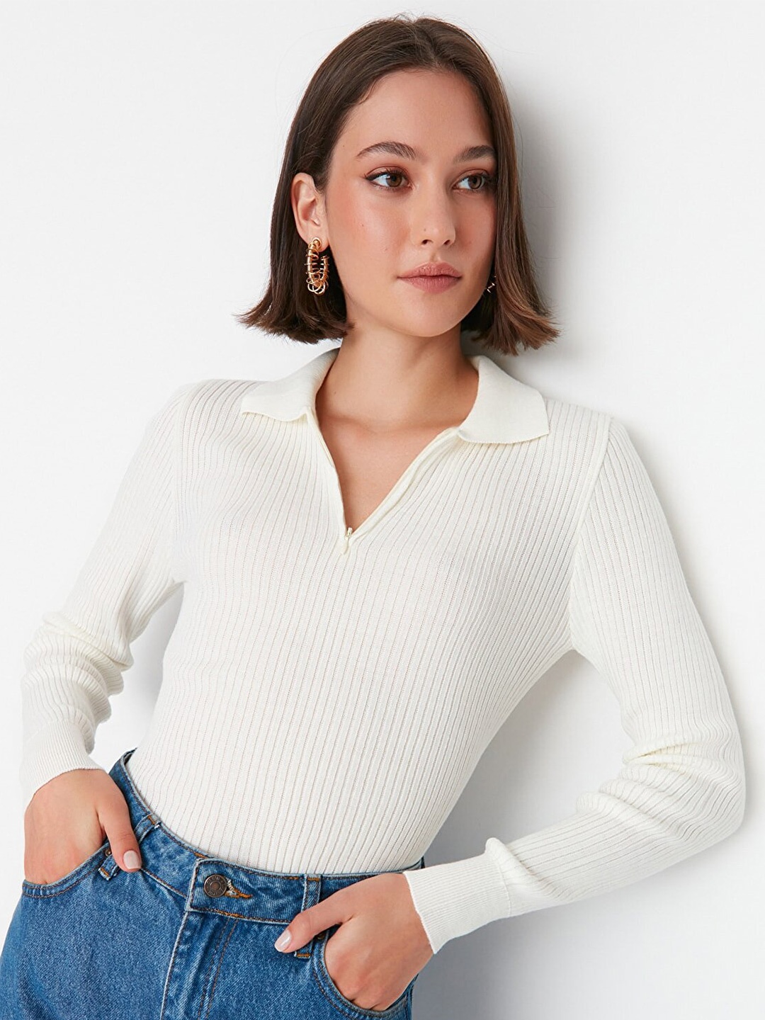 

Trendyol Women Off White Pullover