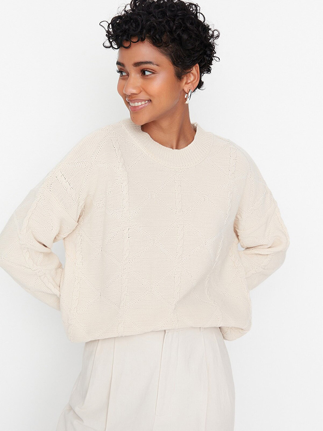 

Trendyol Women Off White Cable Knit Pullover