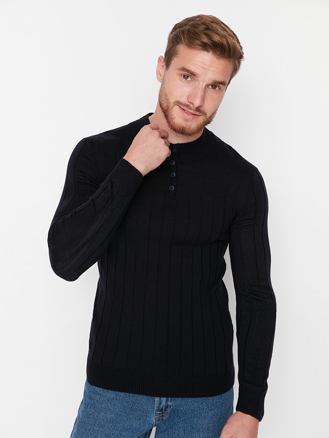 

Trendyol Men Black Pure Acrylic Pullover