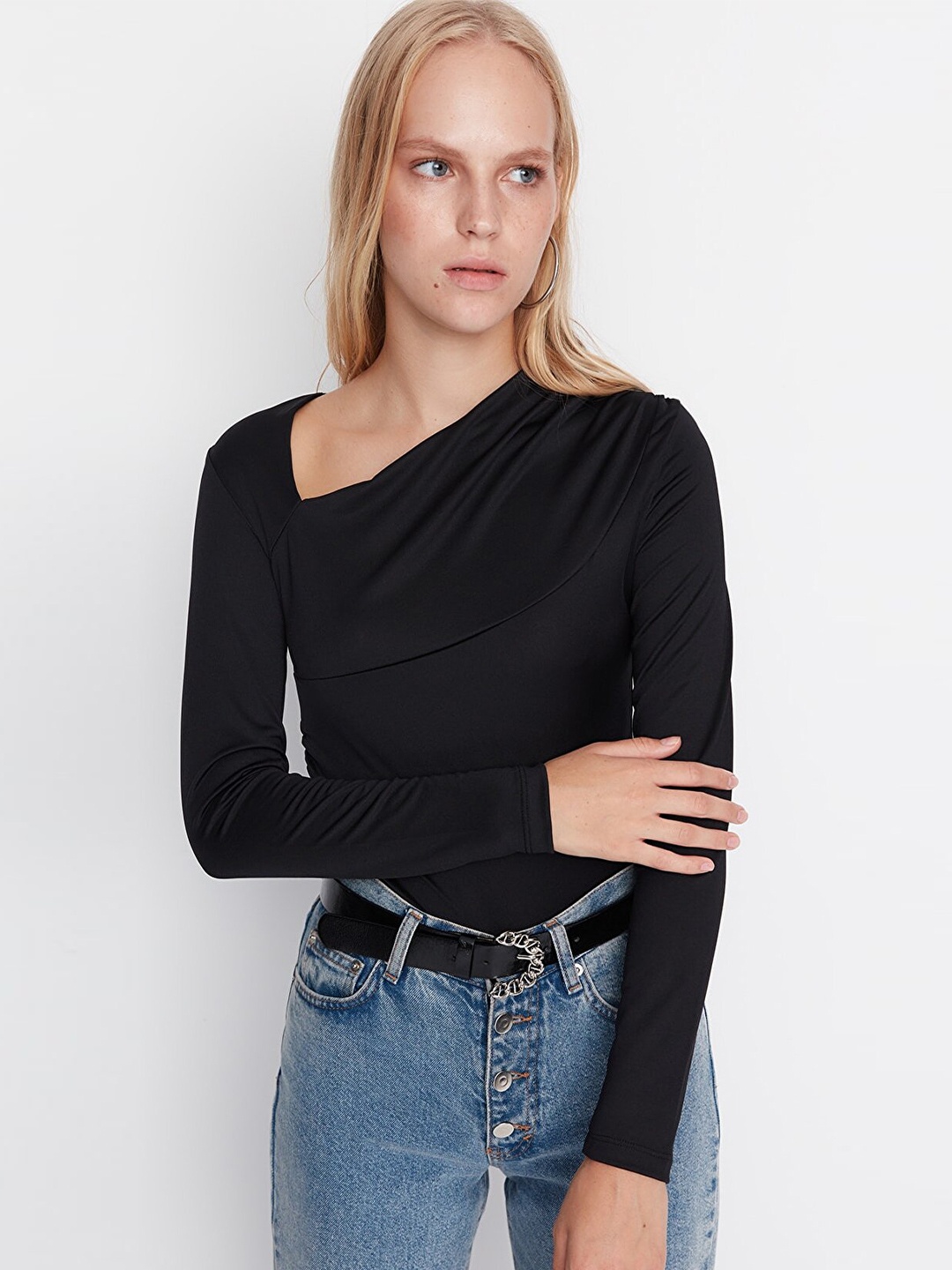 

Trendyol Women Black One Shoulder Top
