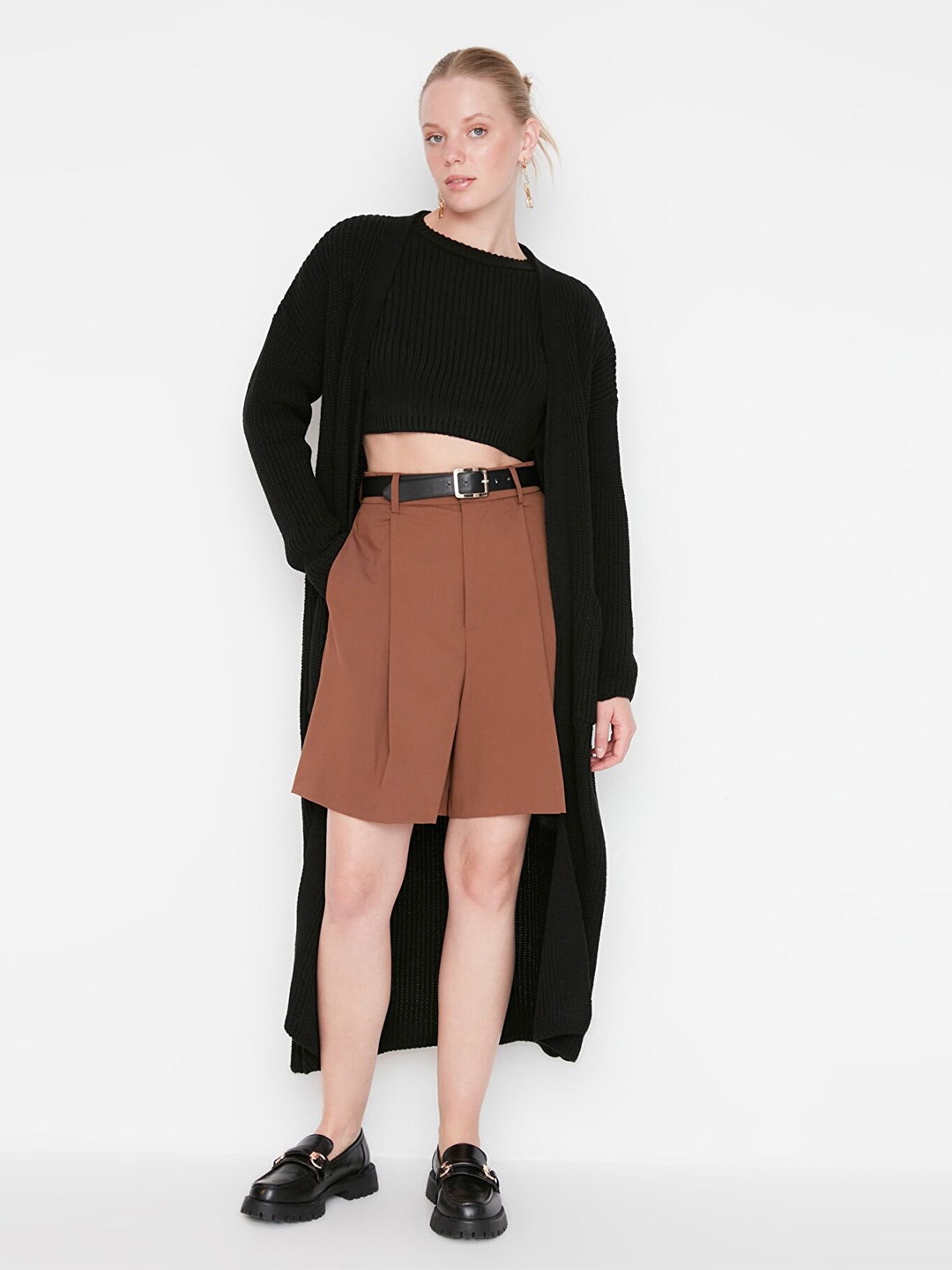 

Trendyol Women Black Longline Sweaters