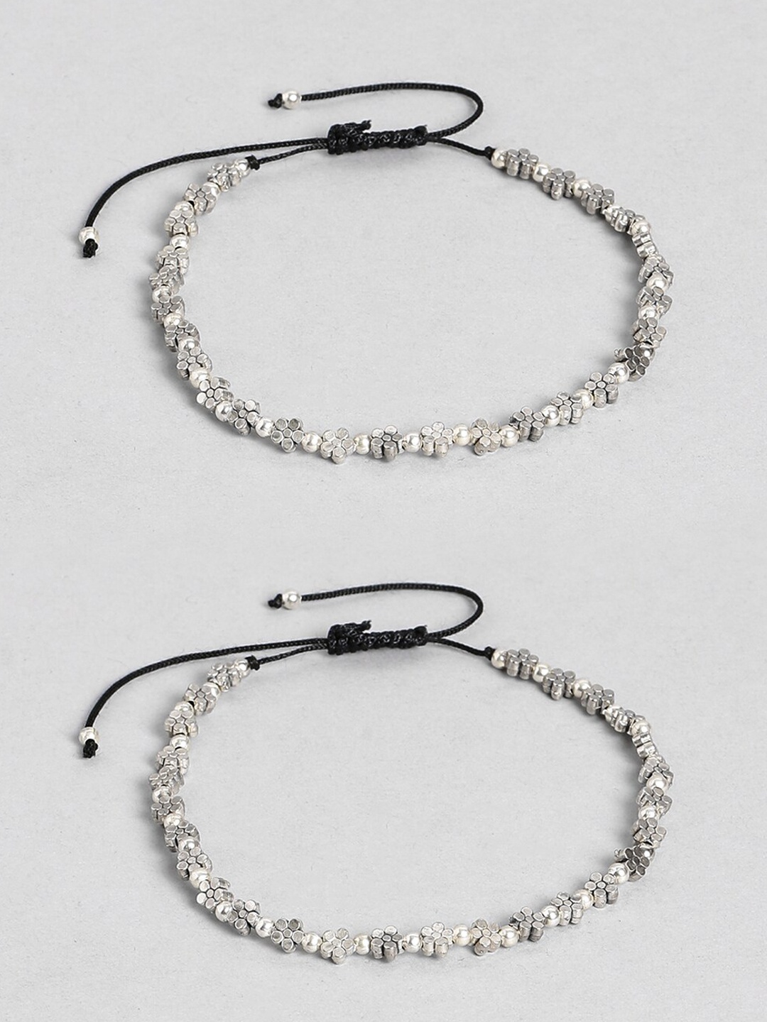

EL REGALO Silver-Toned Floral Beaded Anklets
