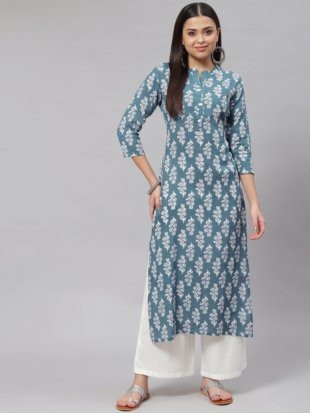 

mokshi Women Blue & Off White Floral Print Straight Kurta