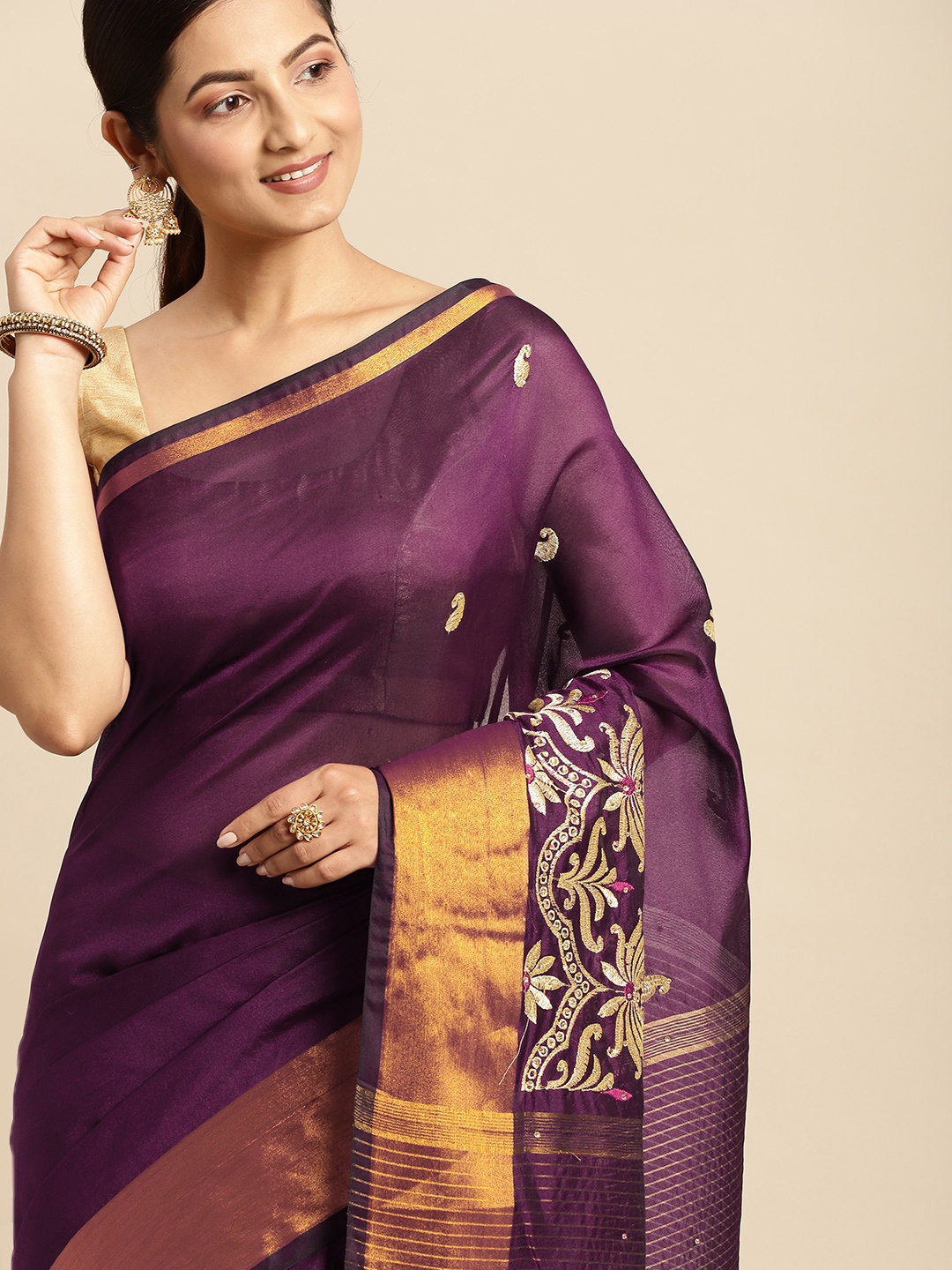 

KALINI Maroon Solid Banarasi Saree