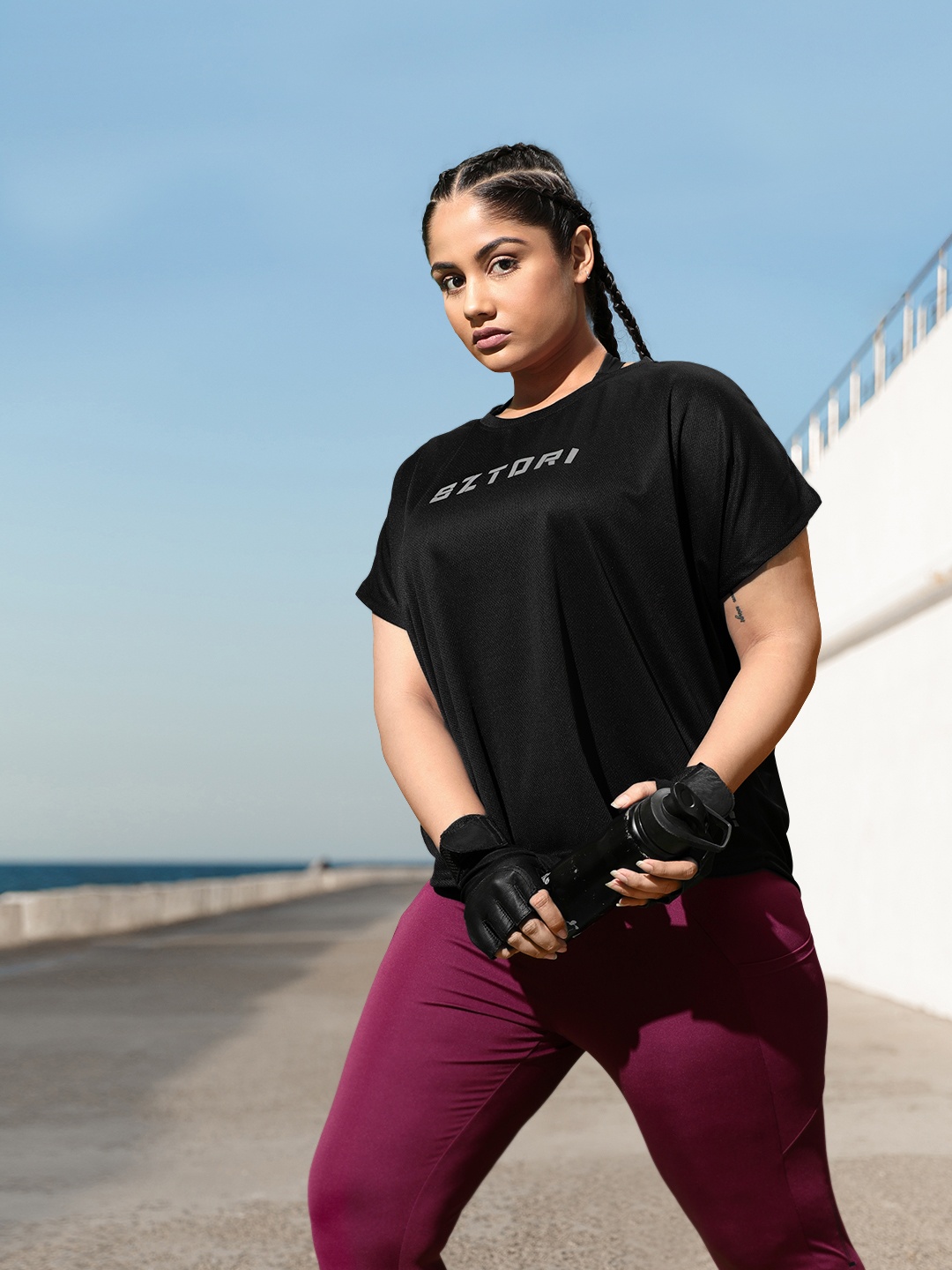 

Sztori Plus Size Brand Logo Printed Detail Quick-Dry Training T-shirt, Black