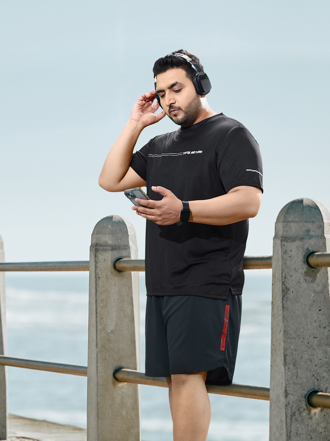 

Sztori Plus Size Brand Logo Printed Detail Quick-Dry Training T-shirt, Black