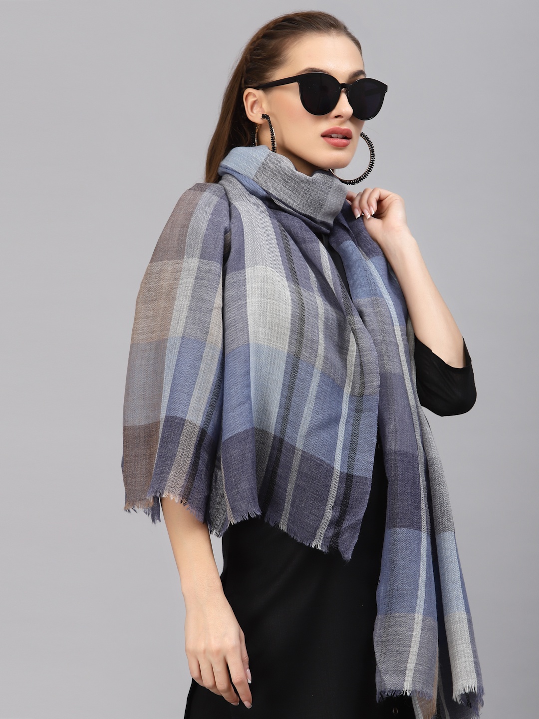 

Style Quotient Women Blue Checked Wool Shawl