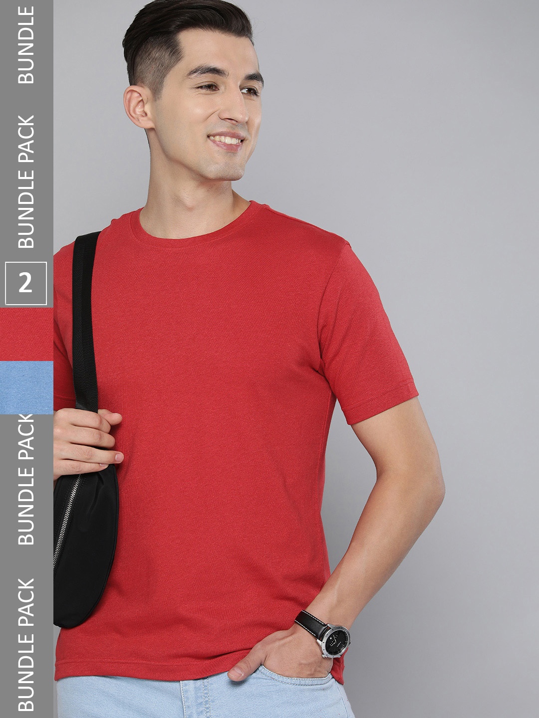 

HERE&NOW Men Blue & Red Pack Of 2 Solid Round Neck Pure Cotton T-shirts