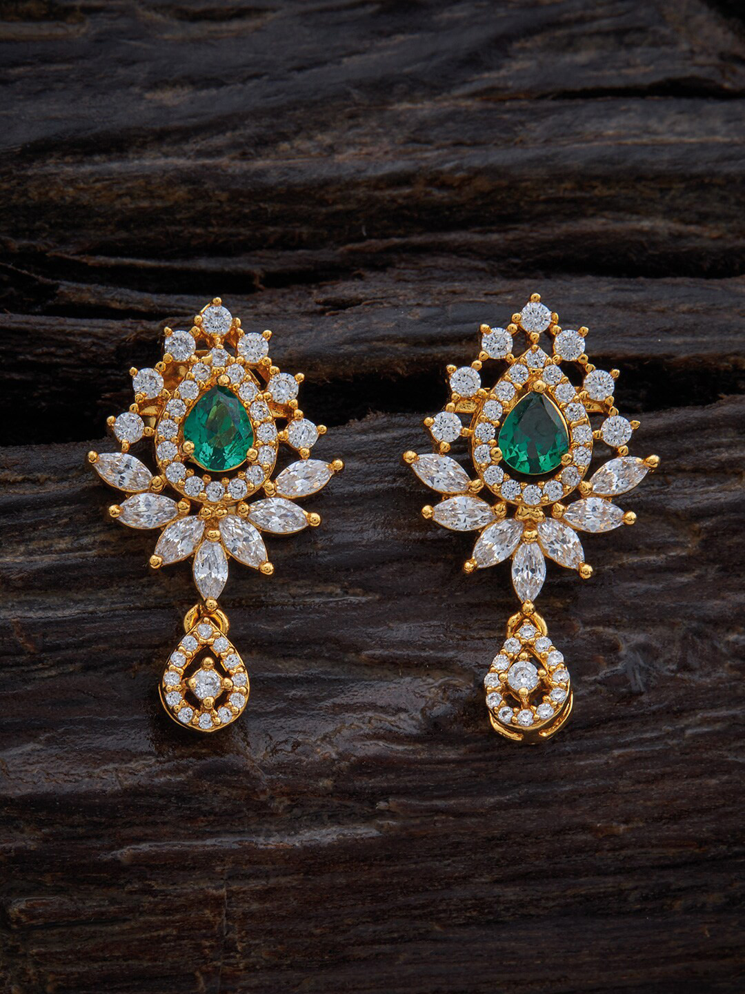 

Kushal's Fashion Jewellery White & Gold-Toned Leaf Shaped Drop Earrings