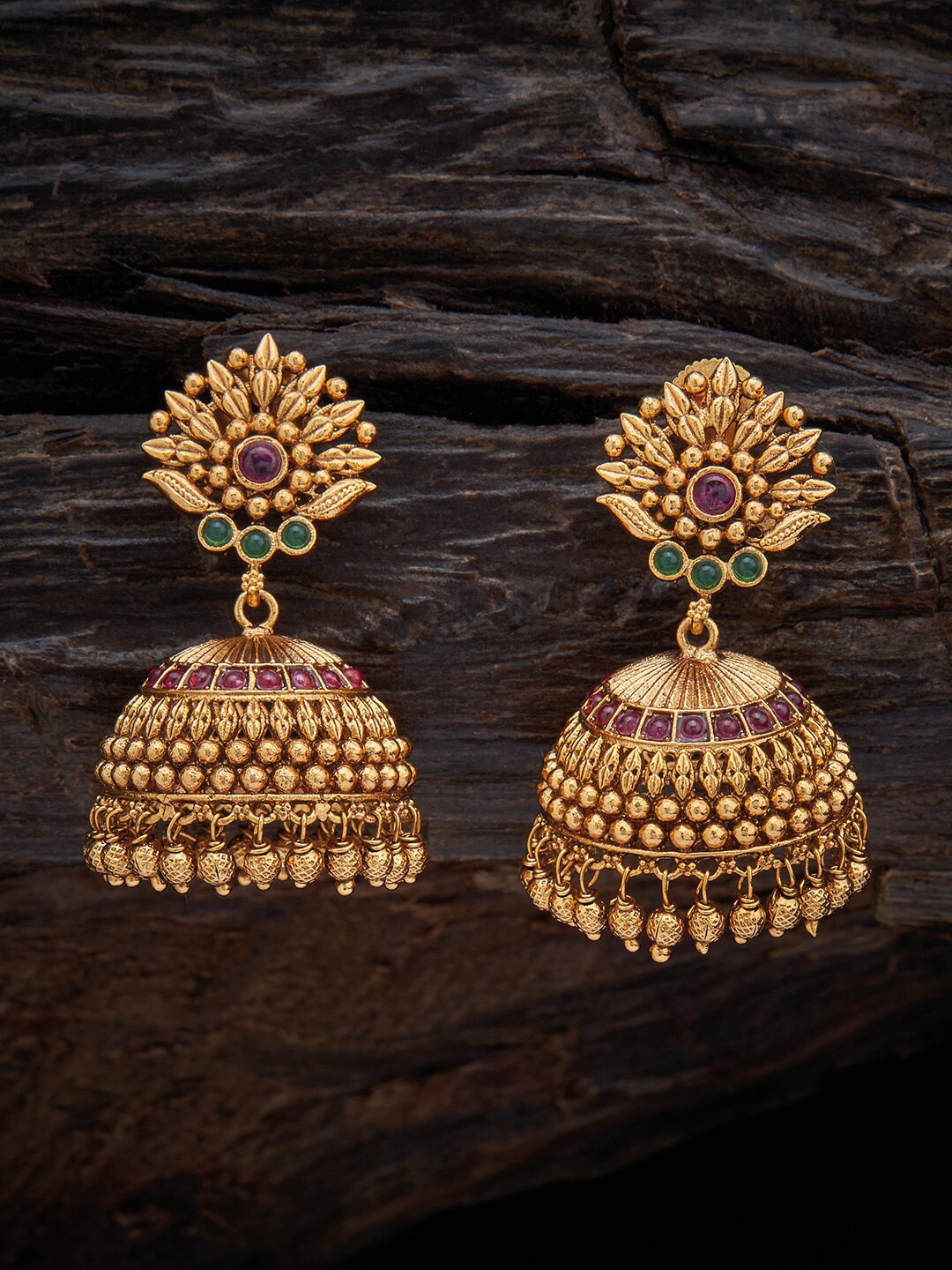 

Kushal's Fashion Jewellery Pink & Green Gold-Plated Classic Jhumkas Earrings