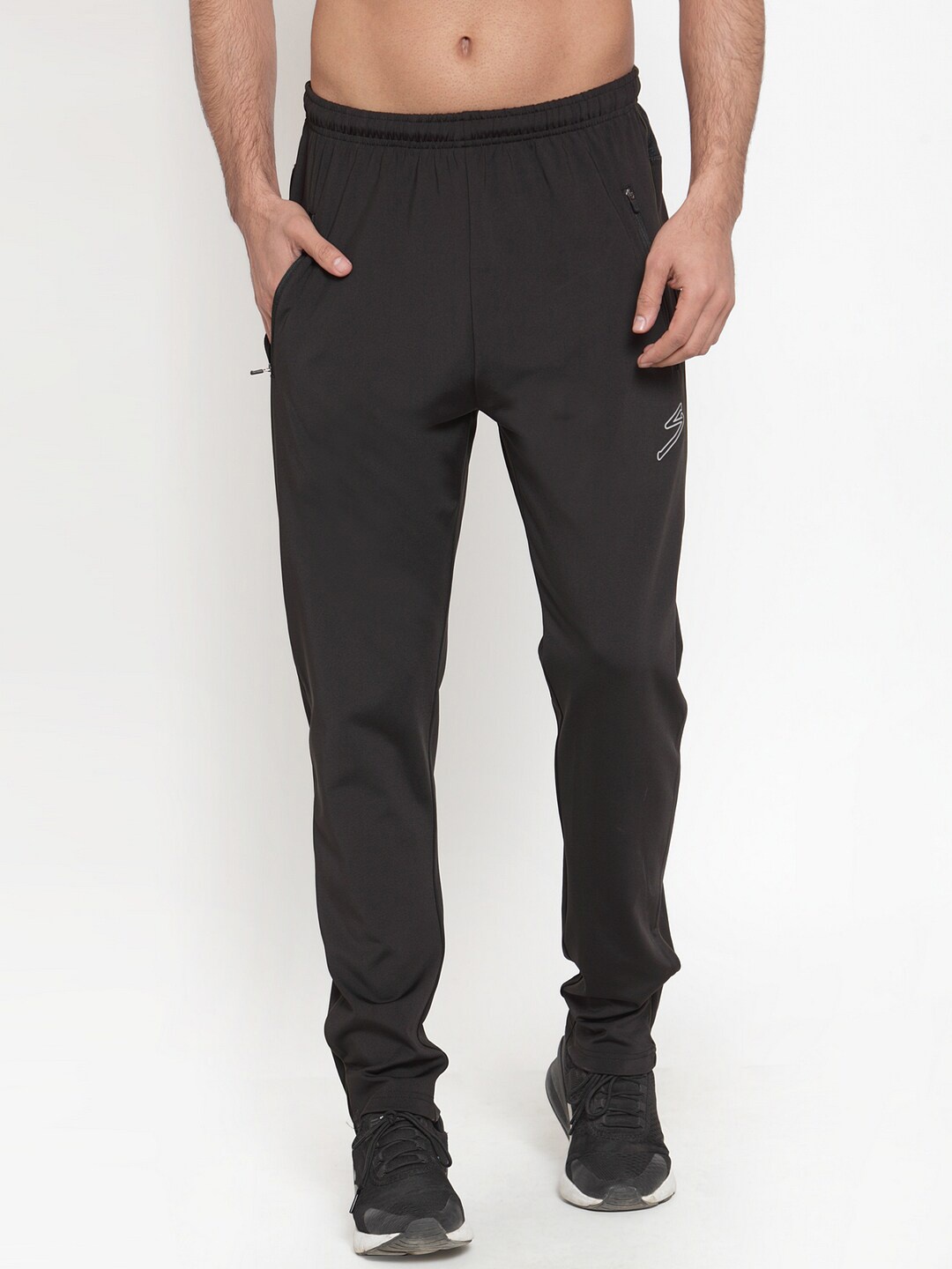 

UNPAR Men Black Solid Regular Fit Sports Track Pants