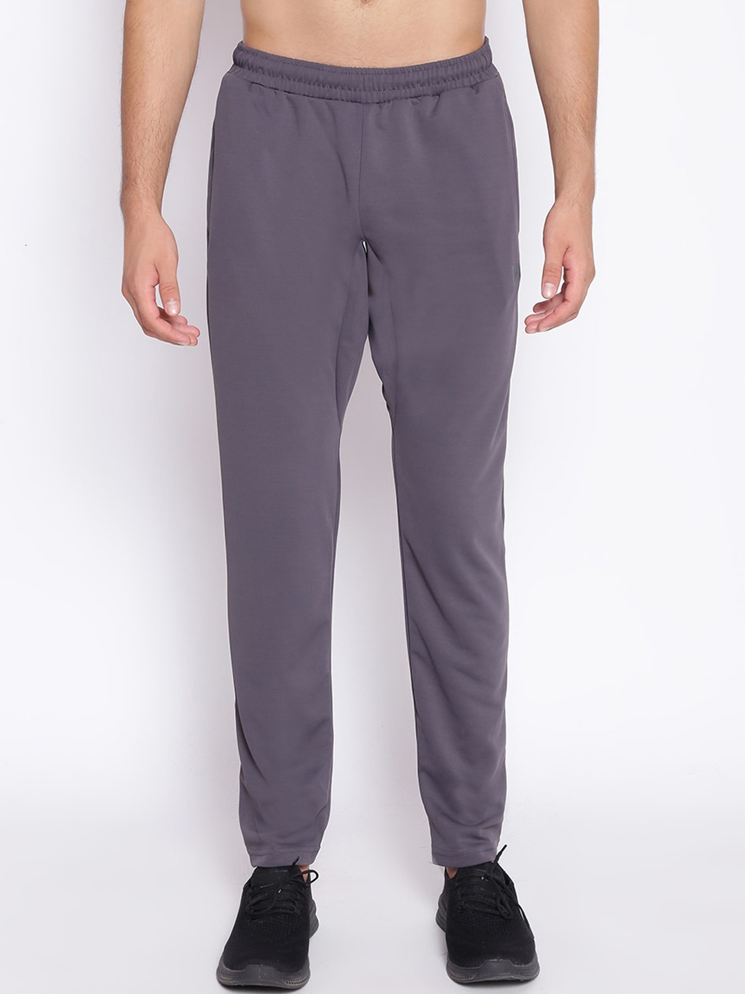 

UNPAR Men Grey Solid Regular Fit Sports Track Pants