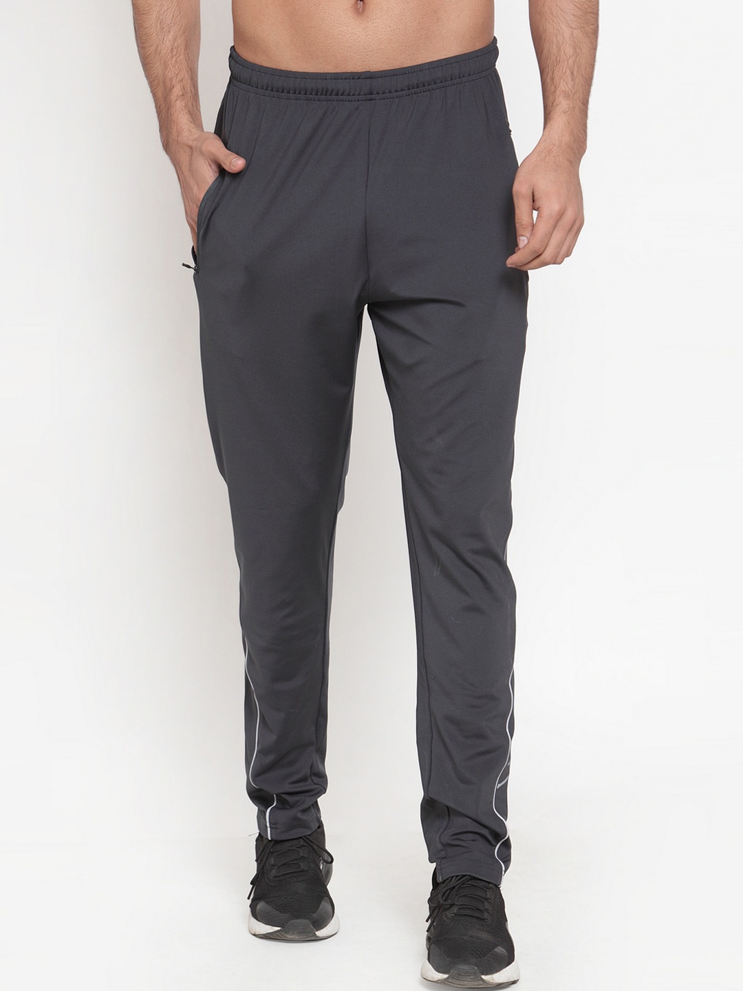 

UNPAR Men Charcoal Solid Regular Fit Sports Track Pants