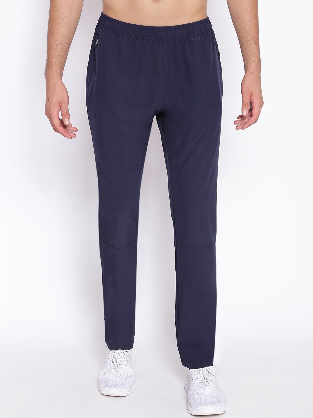 

UNPAR Men Navy Blue Solid Track Pant