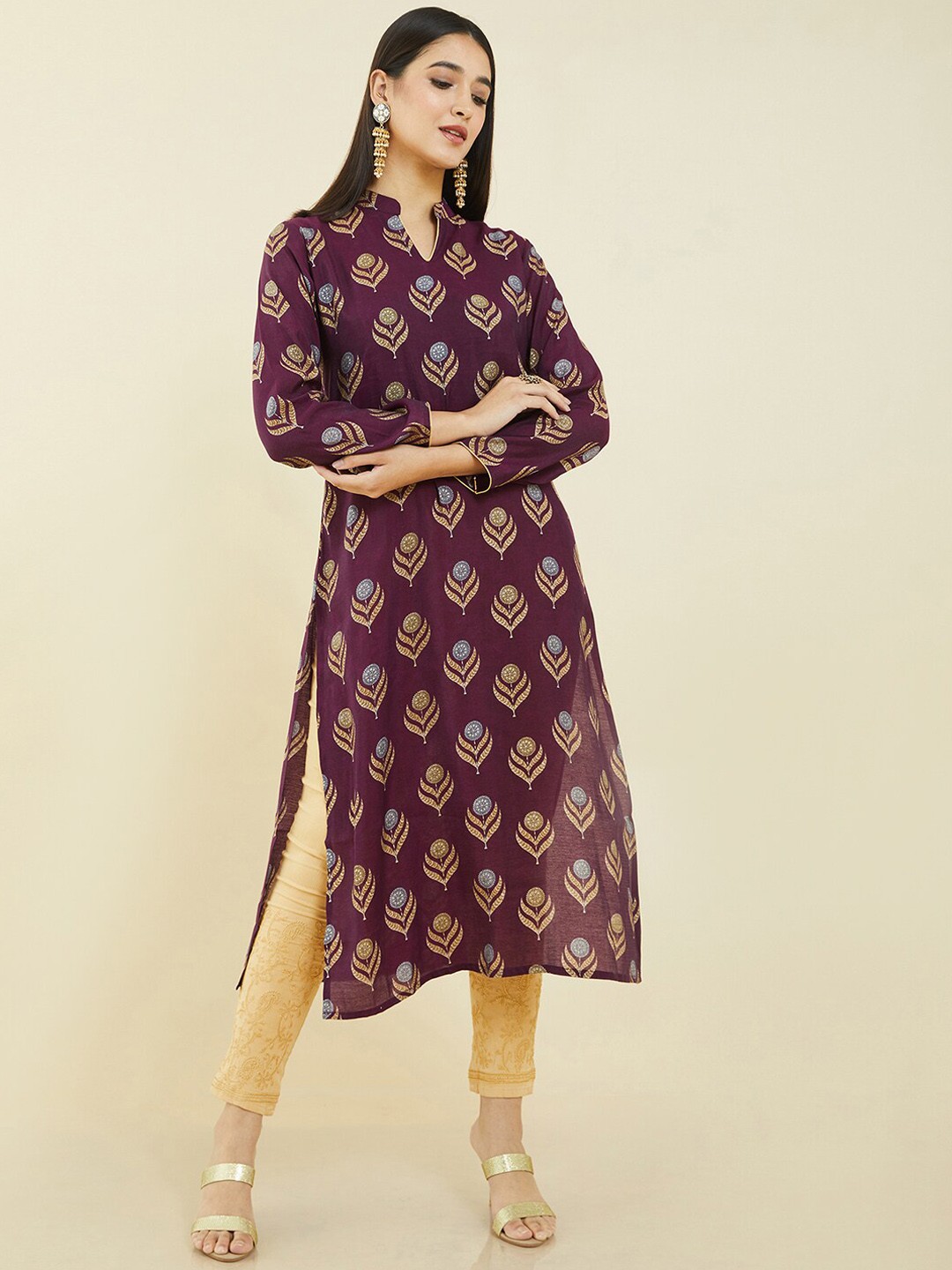 

Soch Ethnic Motifs Printed Straight Kurta, Maroon