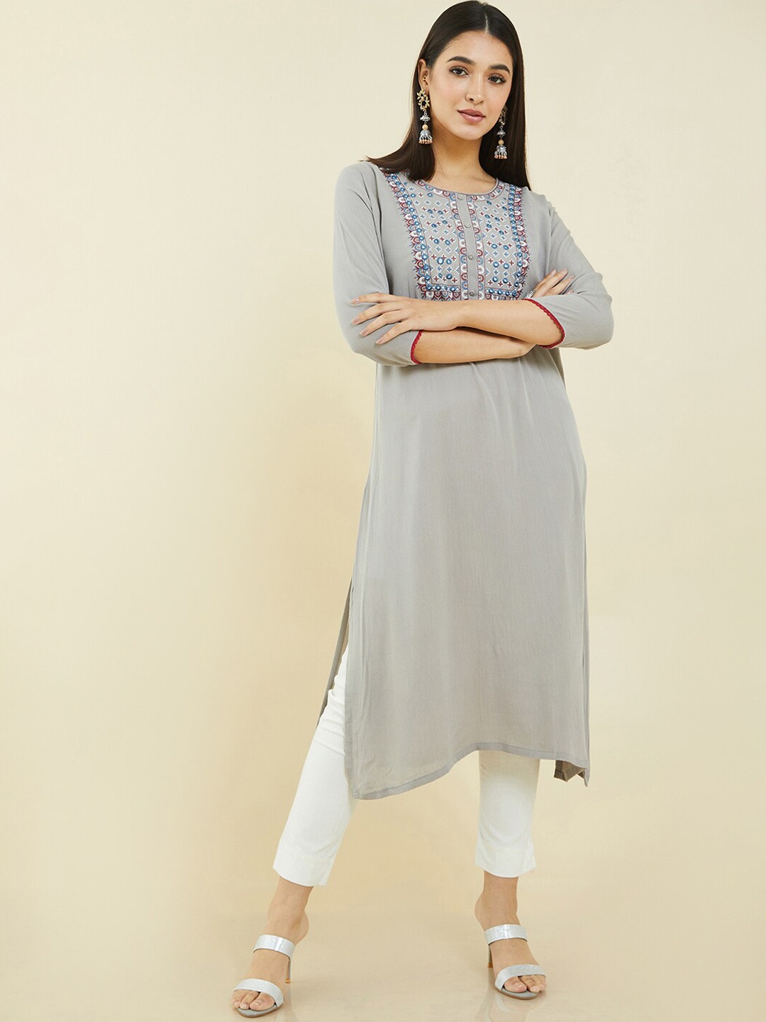 

Soch Yoke Design Thread Work Straight Regular Crepe Kurta, Grey