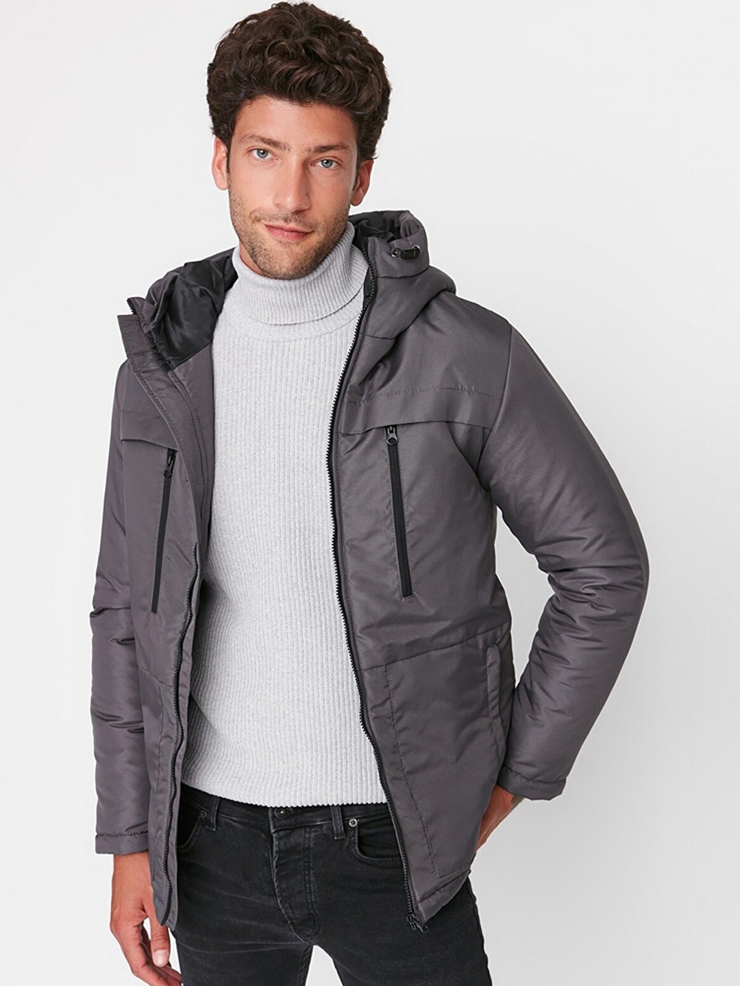 

Trendyol Men Charcoal Solid Padded Jacket