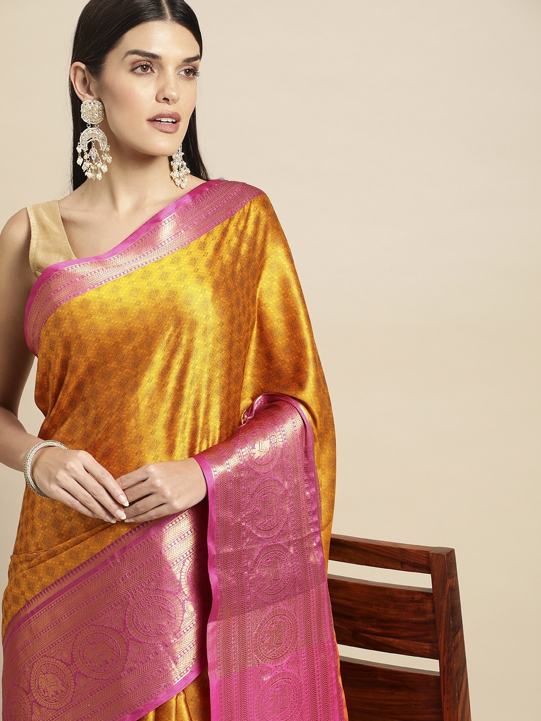 

FASHDEAL Floral Pure Cotton Saree, Yellow