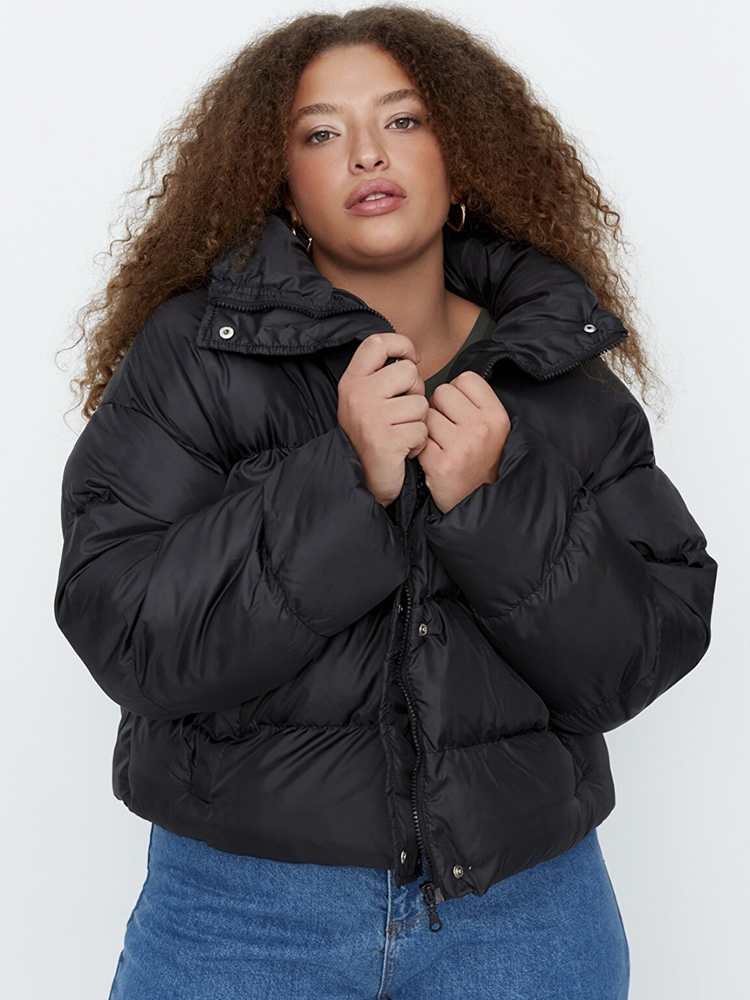 

Trendyol Women Black Solid Puffer Jacket