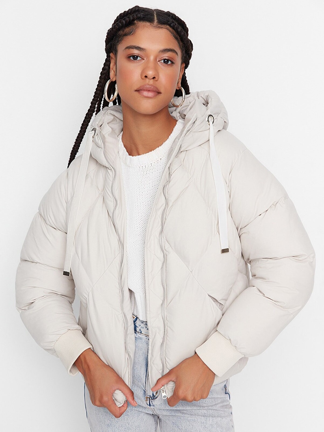 

Trendyol Women Grey Solid Puffer Jacket