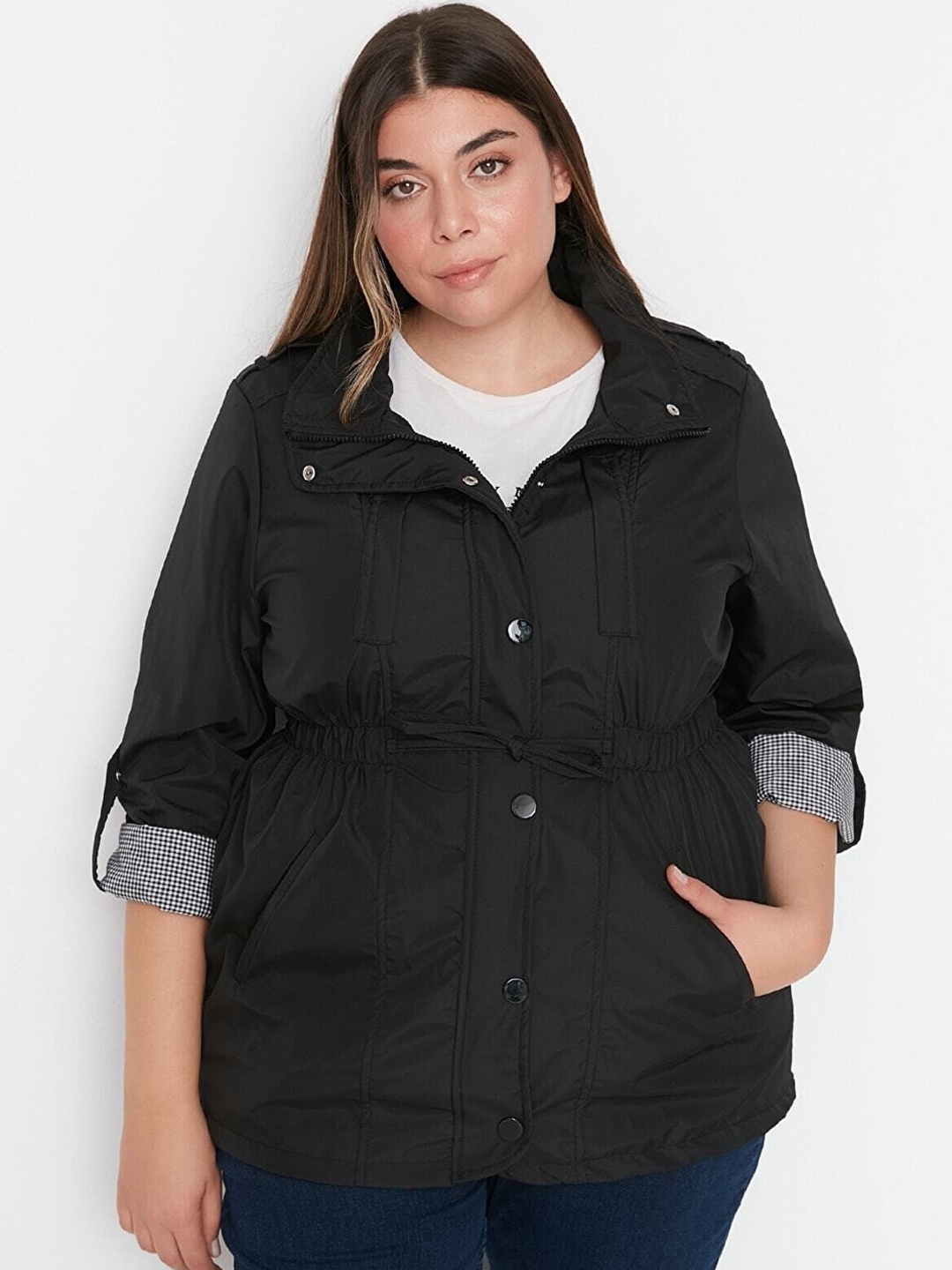 

Trendyol Women Black Solid Tailored Jacket