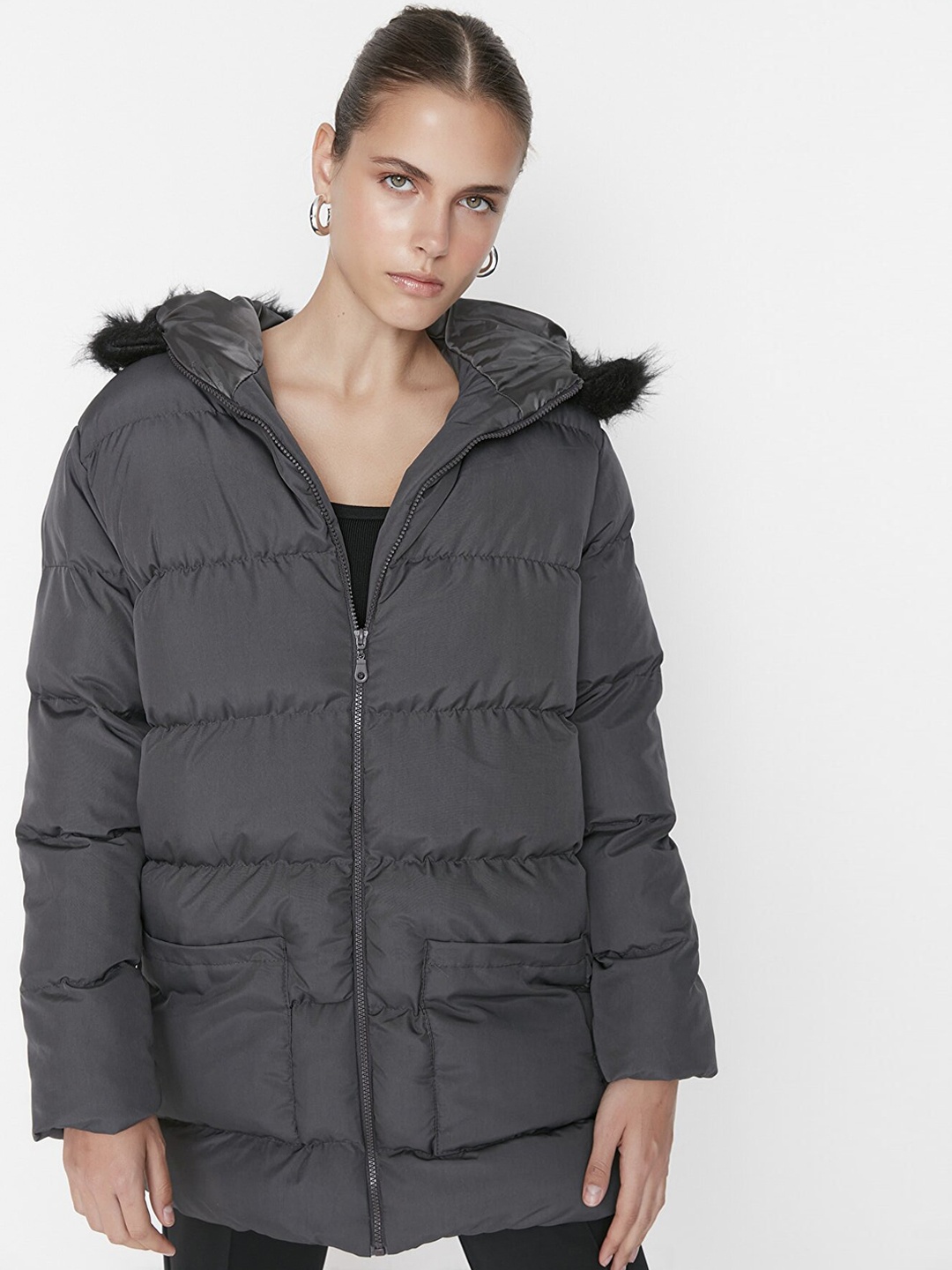 

Trendyol Women Charcoal Solid Hooded Puffer Jacket