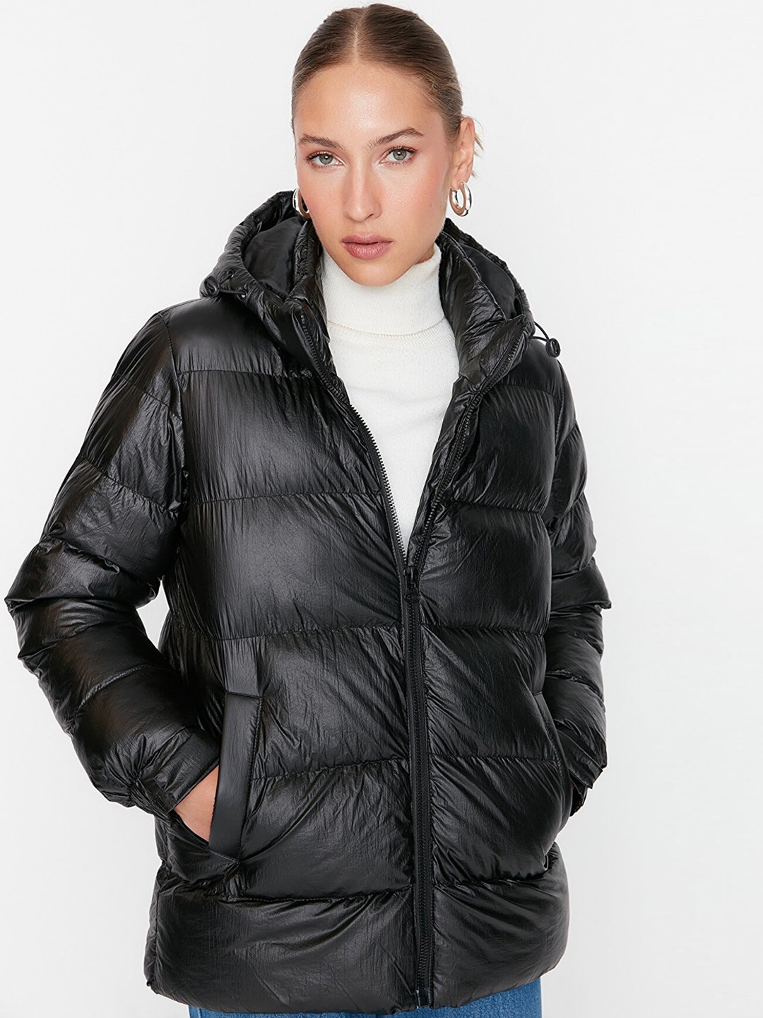 

Trendyol Women Black Solid Puffer Jacket
