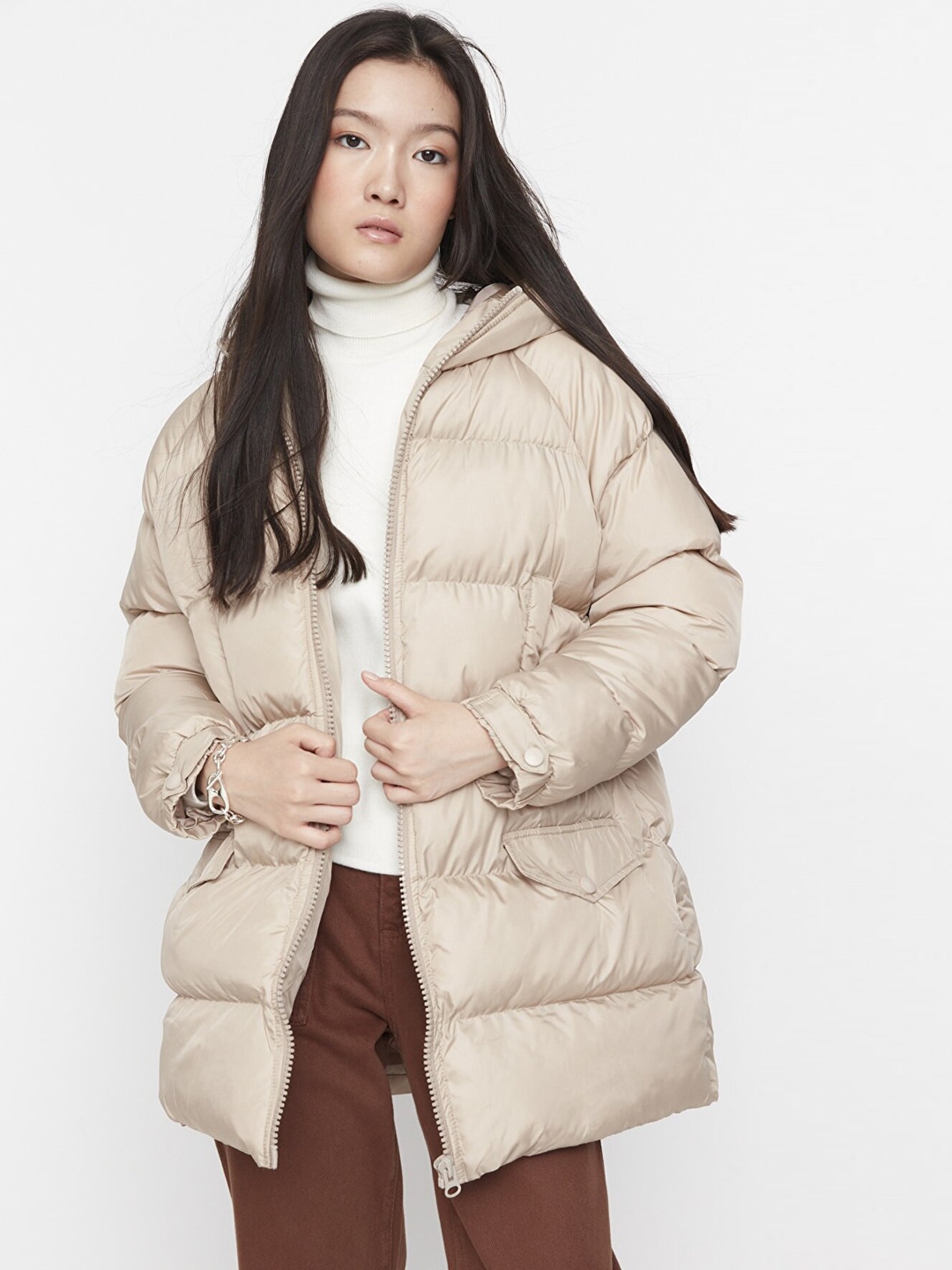 

Trendyol Women Beige Longline Puffer Jacket