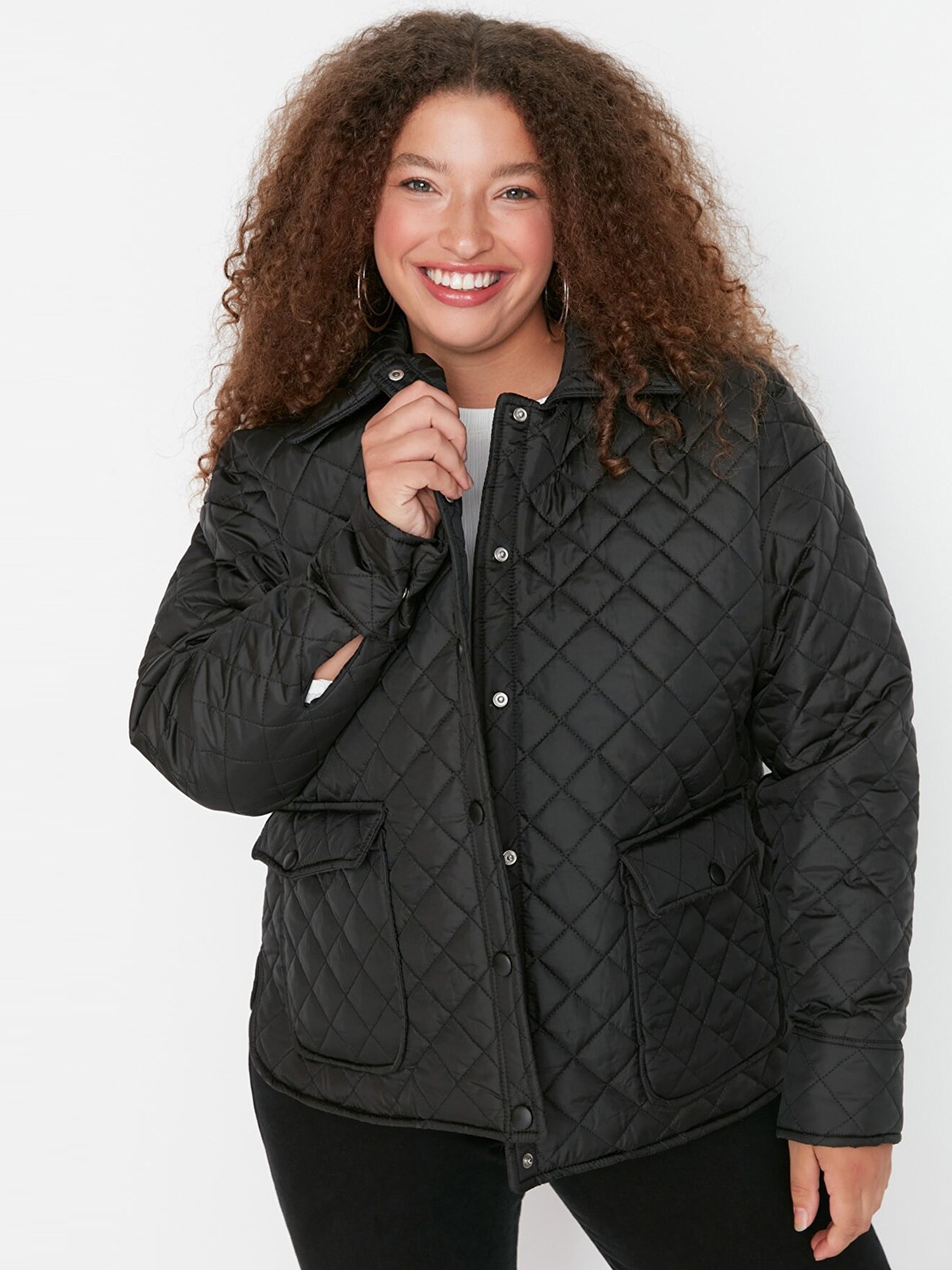

Trendyol Women Black Solid Quilted Jacket
