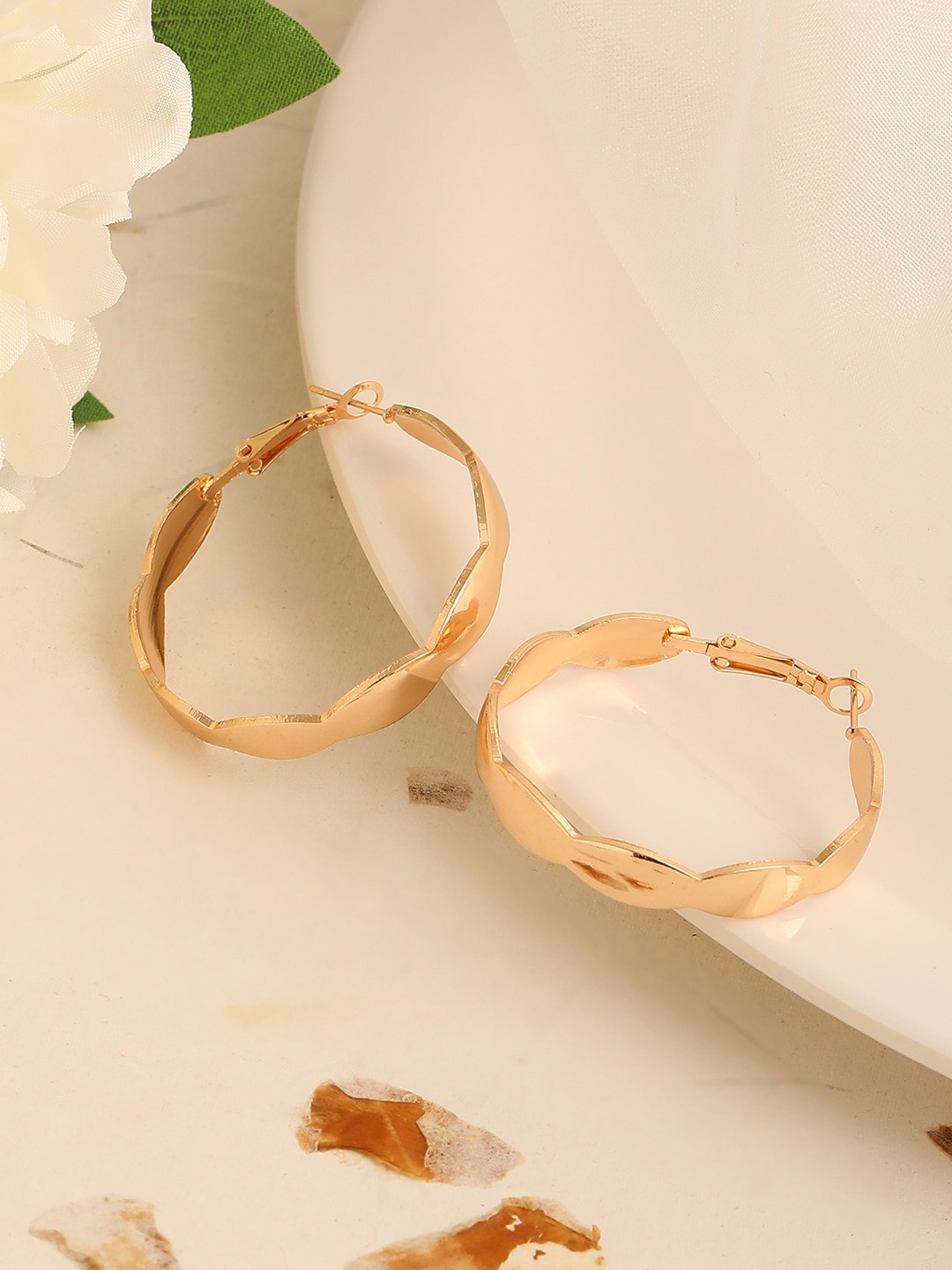 

SOHI Gold Plated Circular Party Hoop Earrings