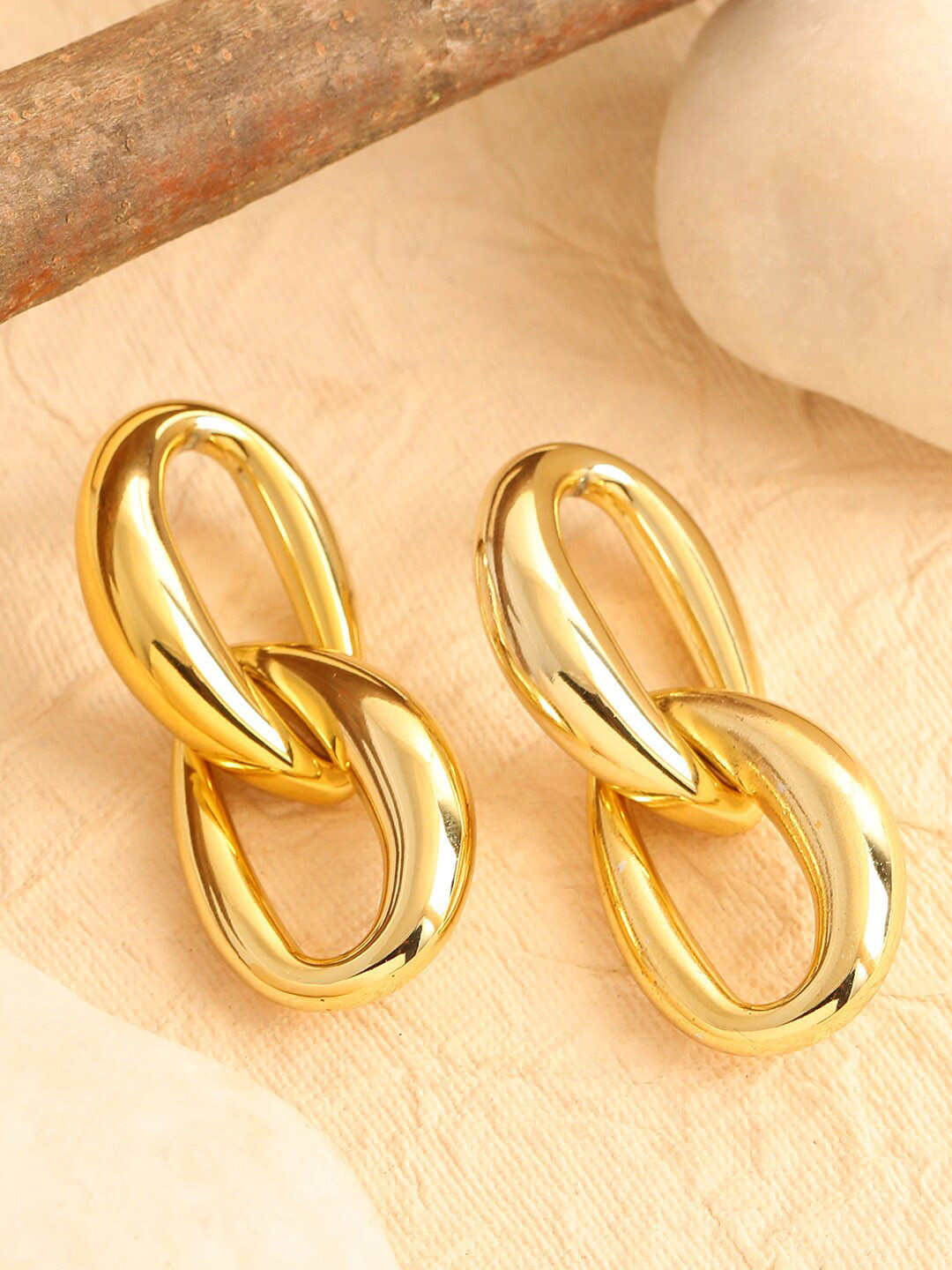 

SOHI Gold Plated Contemporary Drop Earrings