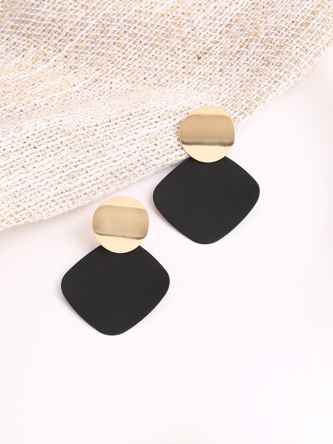 

SOHI Black & Gold Plated Contemporary Drop Earrings