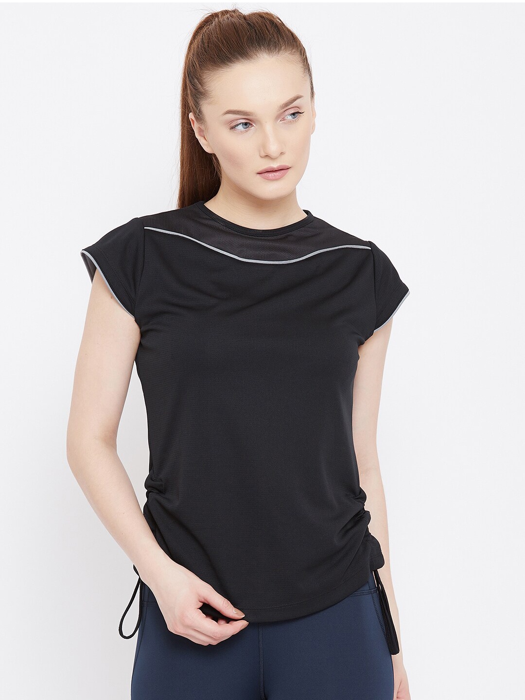 

UNPAR Women Black T-shirt