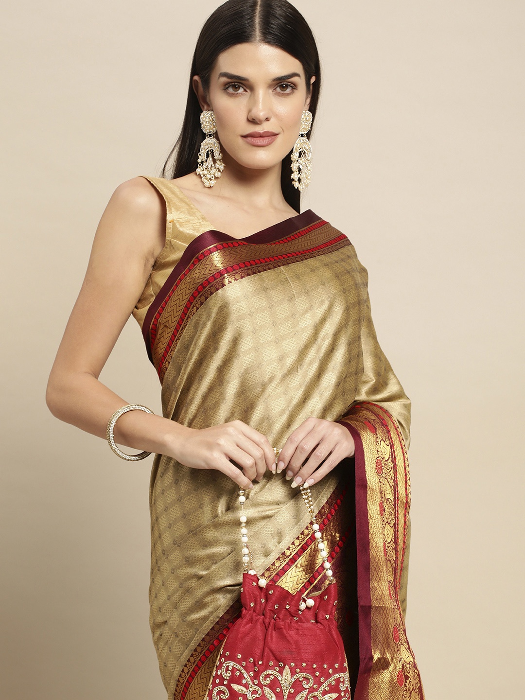 

FASHDEAL Floral Pure Cotton Saree, Beige