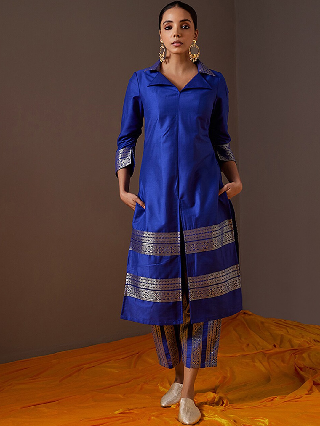 

Abhishti Shirt Collar Zari Woven Design Cotton Kurta, Blue
