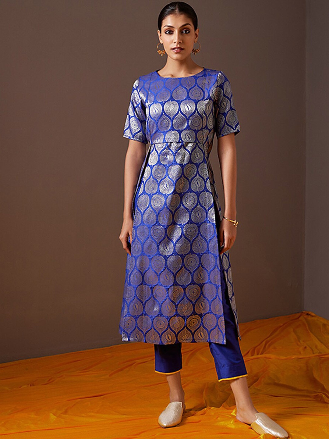 

Abhishti Boat Neck Woven Design Pure Cotton Overlapped A-Line Panelled Kurta, Blue