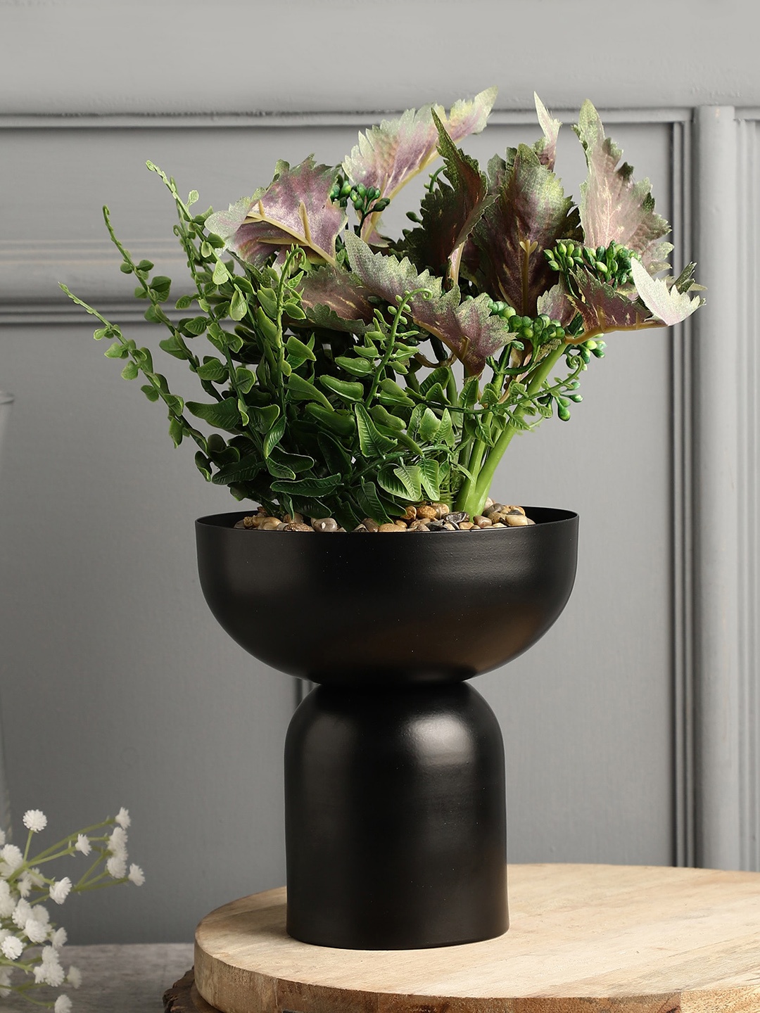 

OddCroft Black Solid Metal Planter