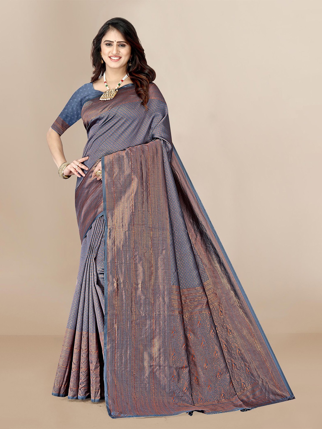

VAIRAGEE Grey & Copper-Toned Woven Design Zari Saree