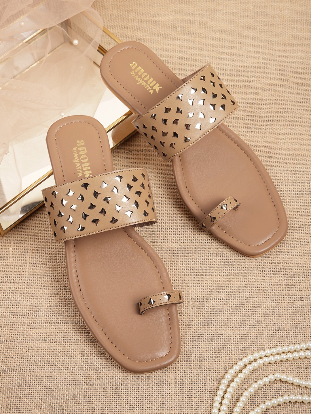 

Anouk Women Textured One Toe Flats with Laser Cut Detail, Camel brown