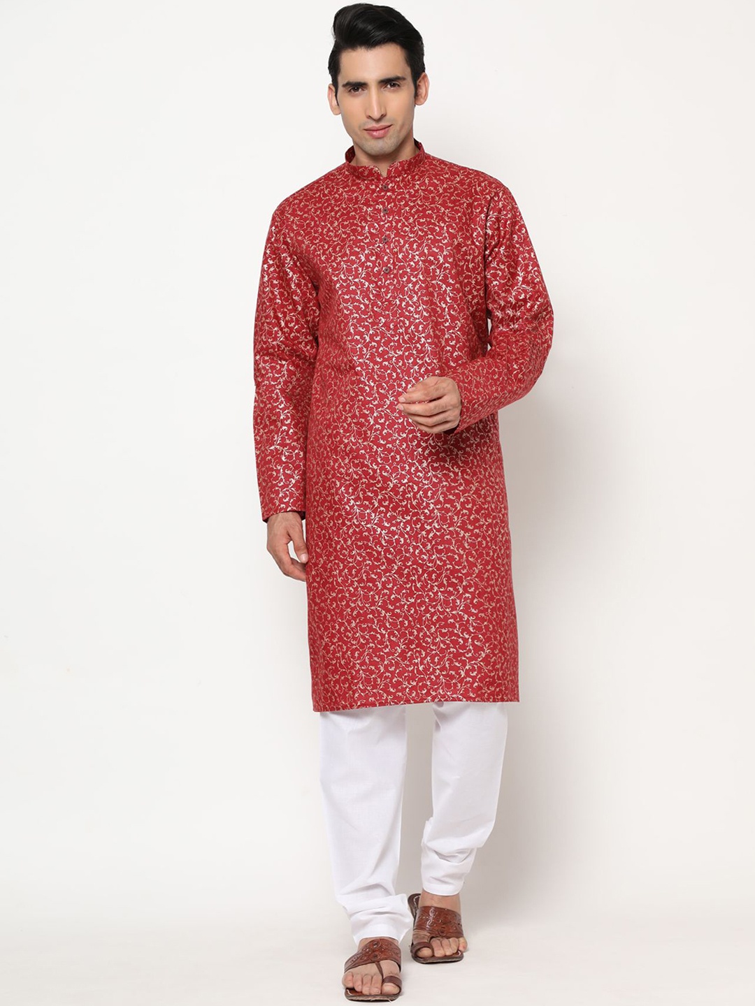 

Phenav Men Red Printed Pure Cotton Kurta with Churidar