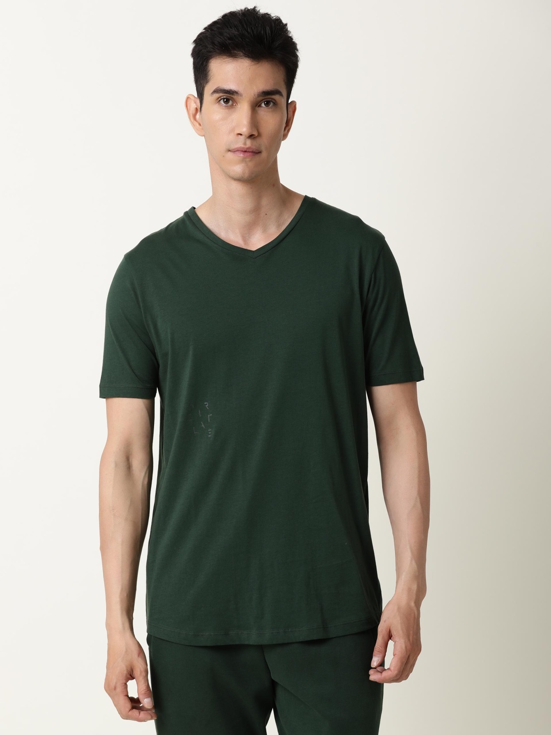 

ARTICALE Men Green Slim Fit T-shirt